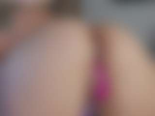 Live cam show with Isabela ⭐ - Squirt on AdultVida.com