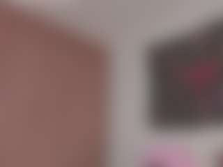 Isabela ⭐'s Live Sex Cam Show