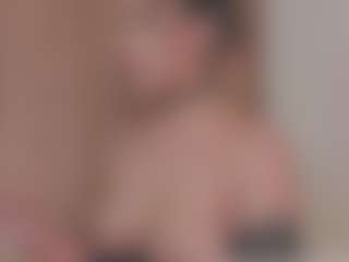 Isabela ⭐'s Live Sex Cam Show