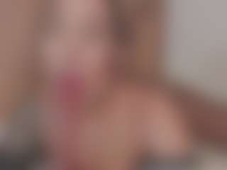 Isabela ⭐'s Live Sex Cam Show