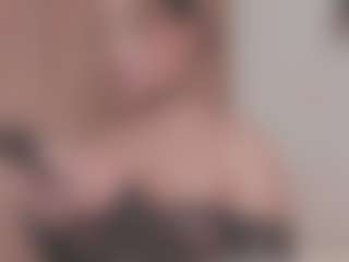 Isabela ⭐'s Live Sex Cam Show