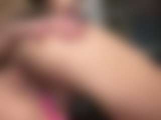 Isabela ⭐'s Live Sex Cam Show