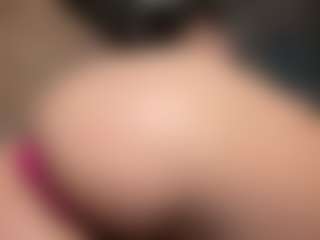 Isabela ⭐'s Live Sex Cam Show