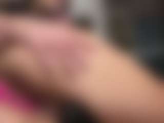 Live cam show with Isabela ⭐ - Cowgirl on CamClone