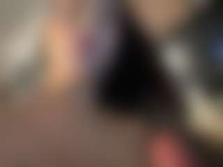 Isabela ⭐'s Live Sex Cam Show
