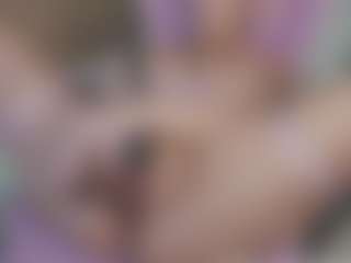 Isabela ⭐'s Live Sex Cam Show