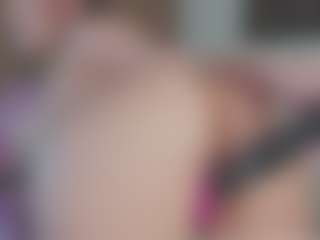 Isabela ⭐'s Live Sex Cam Show