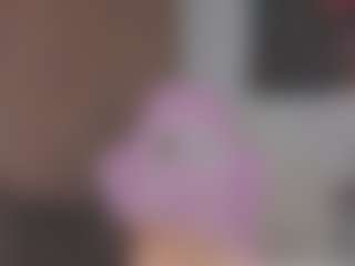 Isabela ⭐'s Live Sex Cam Show
