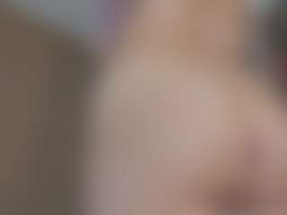 Isabela's Live Sex Cam Show