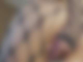 Isabela's Live Sex Cam Show