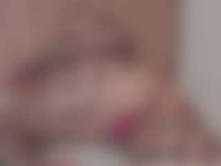 Isabela's Live Sex Cam Show