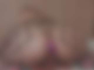 Isabelas Live-Sex-Cam-Show
