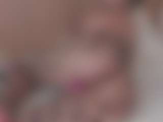 Isabela's Live Sex Cam Show