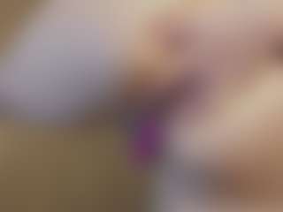 Isabela's Live Sex Cam Show