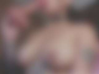 Live cam show with Isabela - Public Latina on Soda Cam | colombia