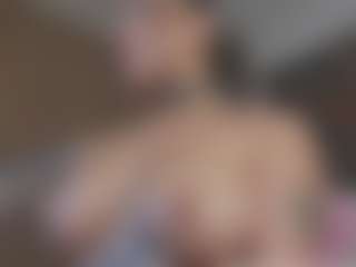 Isabela's Live Sex Cam Show