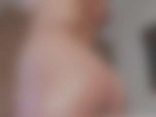 Isabela's Live Sex Cam Show