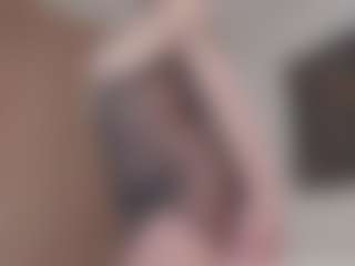 Isabela's Live Sex Cam Show