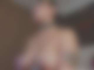 Isabela's Live Sex Cam Show