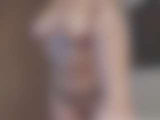 Isabela's Live Sex Cam Show