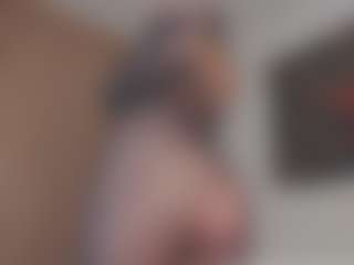 Isabela's Live Sex Cam Show