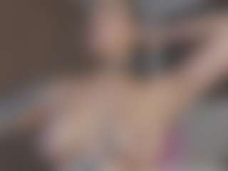 Isabela's Live Sex Cam Show