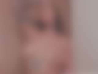 Isabela's Live Sex Cam Show