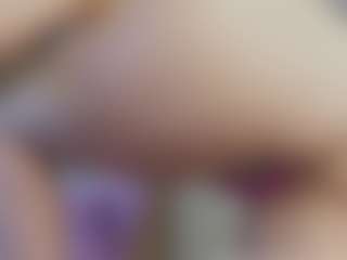 Live cam show with Isabela - Ass Bouncing on Camsoda