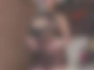 Isabela's Live Sex Cam Show