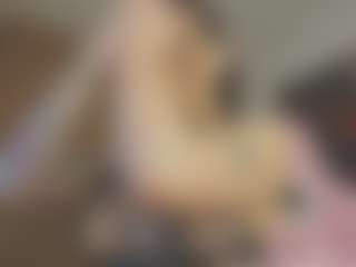 Isabela's Live Sex Cam Show