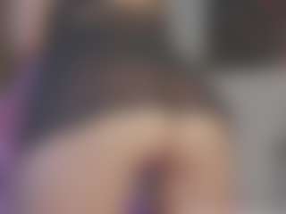 Isabela's Live Sex Cam Show