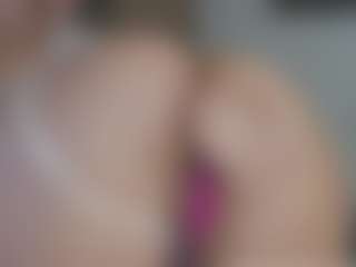 Isabela's Live Sex Cam Show