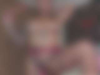 Isabela's Live Sex Cam Show
