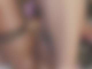 Isabela's Live Sex Cam Show