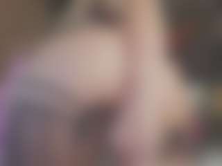 Isabela's Live Sex Cam Show