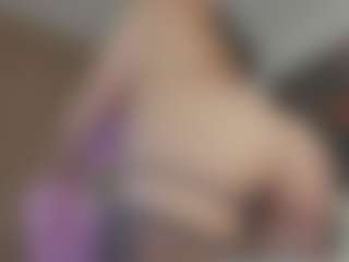 Isabela's Live Sex Cam Show