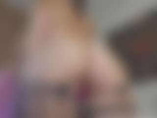 Isabela's Live Sex Cam Show