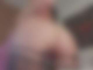 Isabela's Live Sex Cam Show