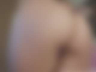 Isabela's Live Sex Cam Show