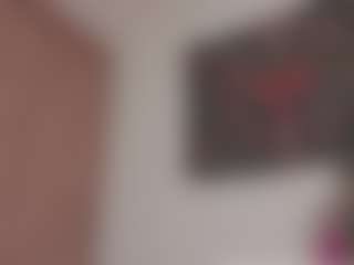 Isabela's Live Sex Cam Show