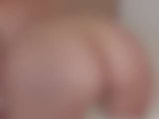 Isabela's Live Sex Cam Show