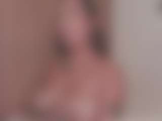 Isabela's Live Sex Cam Show