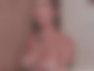 Isabela's Live Sex Cam Show