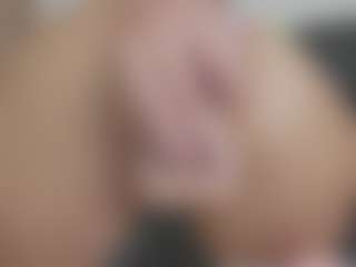 Isabela's Live Sex Cam Show