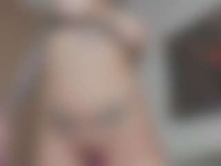 Isabela's Live Sex Cam Show