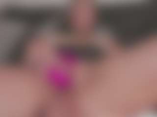 Isabela's Live Sex Cam Show