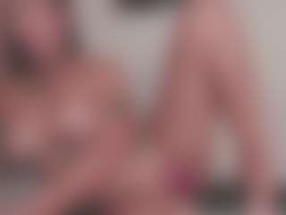 Isabela's Live Sex Cam Show