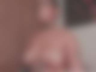 Isabela's Live Sex Cam Show