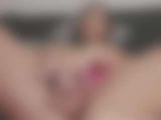 Isabela's Live Sex Cam Show