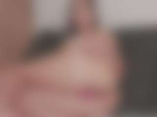 Isabela's Live Sex Cam Show